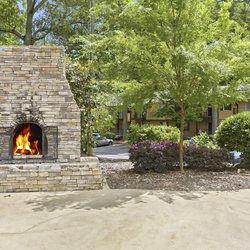 exterior view at The Park at Sondrio located in Greenville, SC