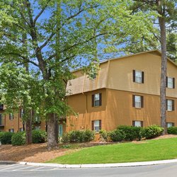 exterior view at The Park at Sondrio located in Greenville, SC