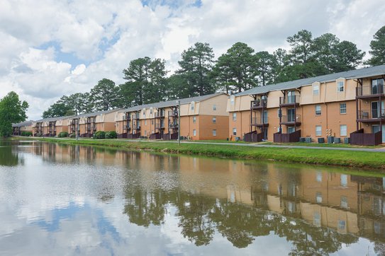 exterior view at The Park at Sondrio located in Greenville, SC